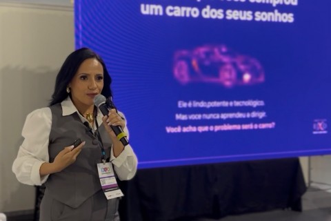 Erika Ferreira destaca a inteligência emocional como diferencial para líderes e empresas na Expo Empreendedor 2026